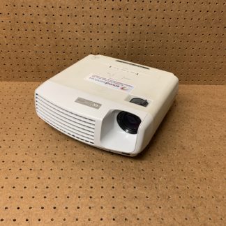 Mitsubishi XD430U portable 2500 lumen DLP data projector