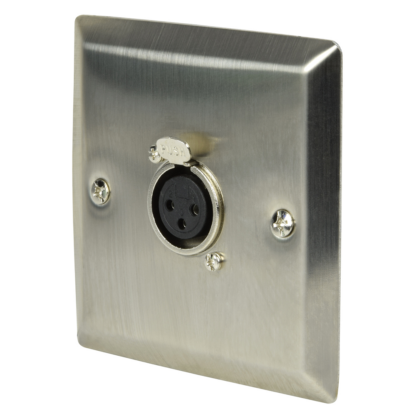 123.316 single XLR-F female socket on single gang wallplate