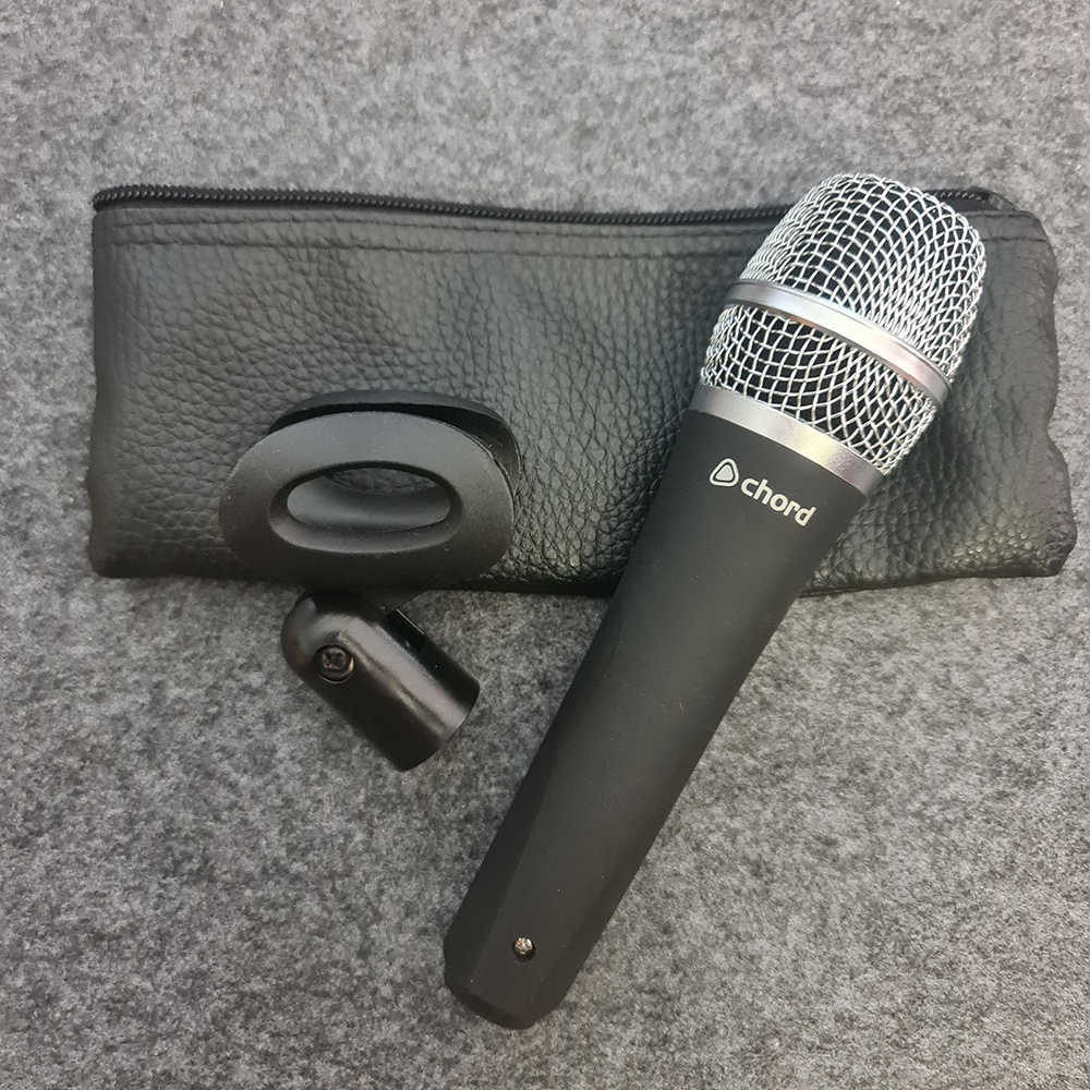 Chord CM05 Professional Vocal Condenser Microphone with Stand Clamp and Carry Pouch - ex display