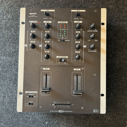 Gemini PS-424x 2-channel stereo mixer - used, missing centre pan knob