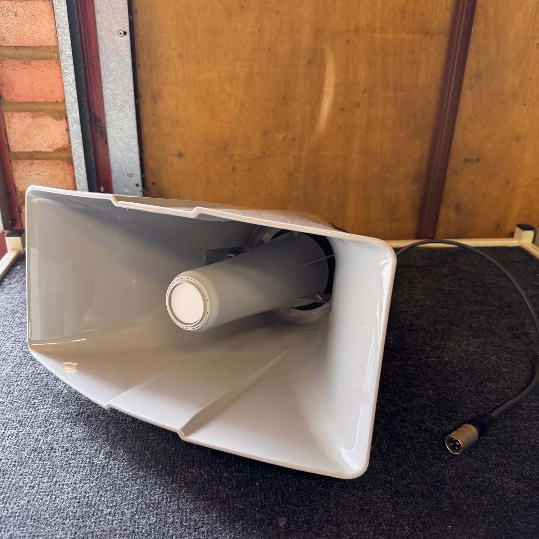 Monacor IT-40 40W 100V line horn speaker